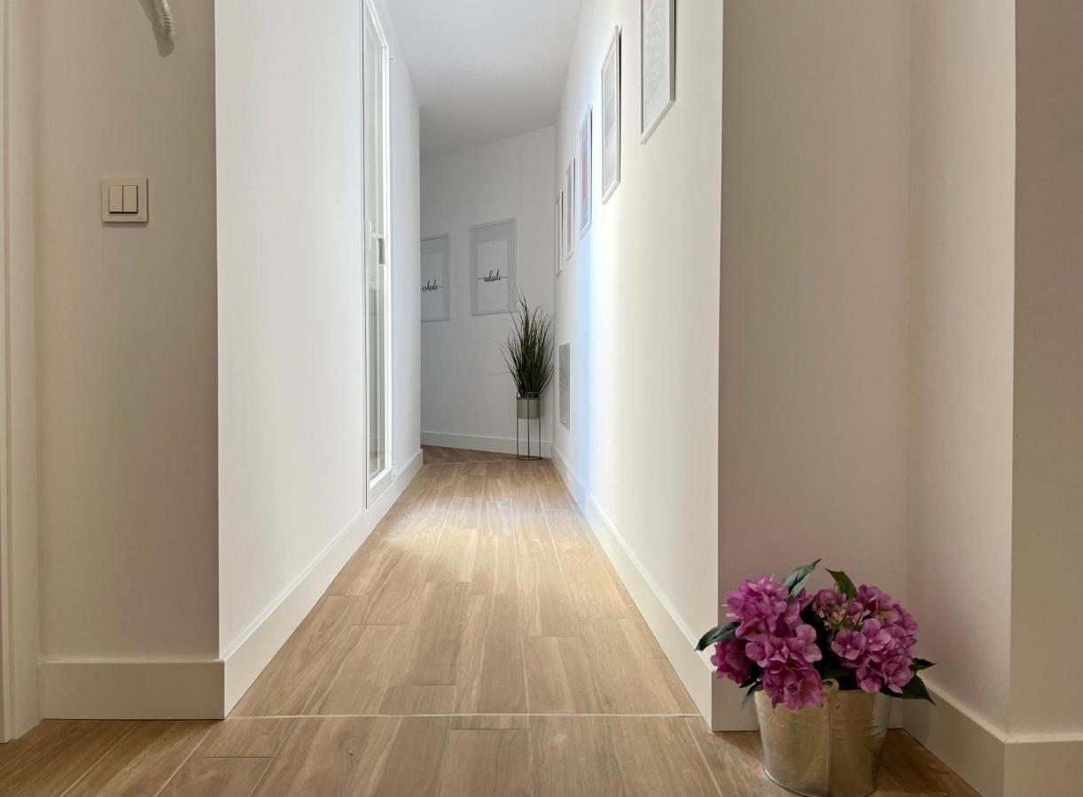 Cariatides Sky Apartment Zamora Exteriér fotografie